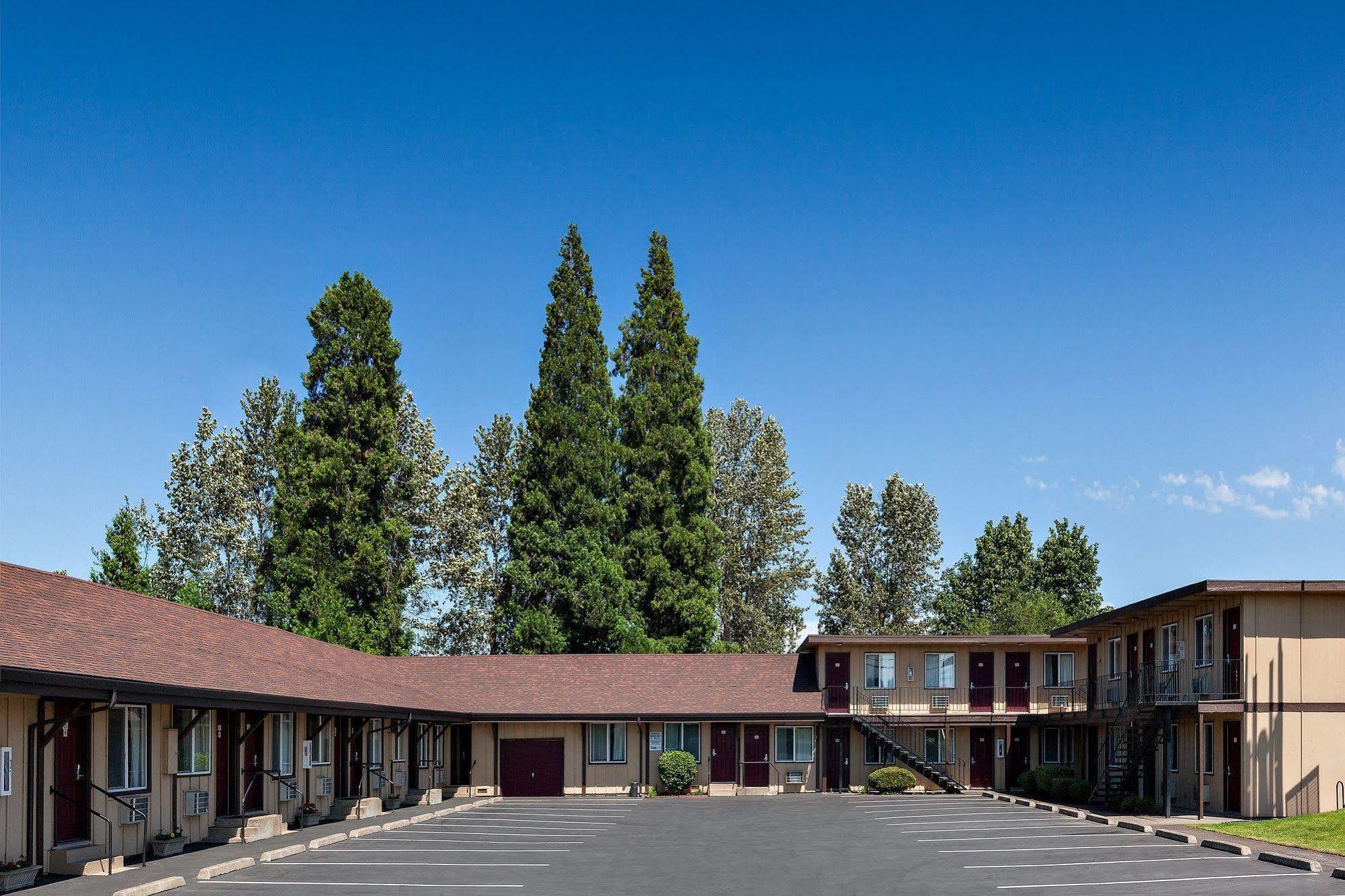 Budget Lodge Eugene - Airport Buitenkant foto